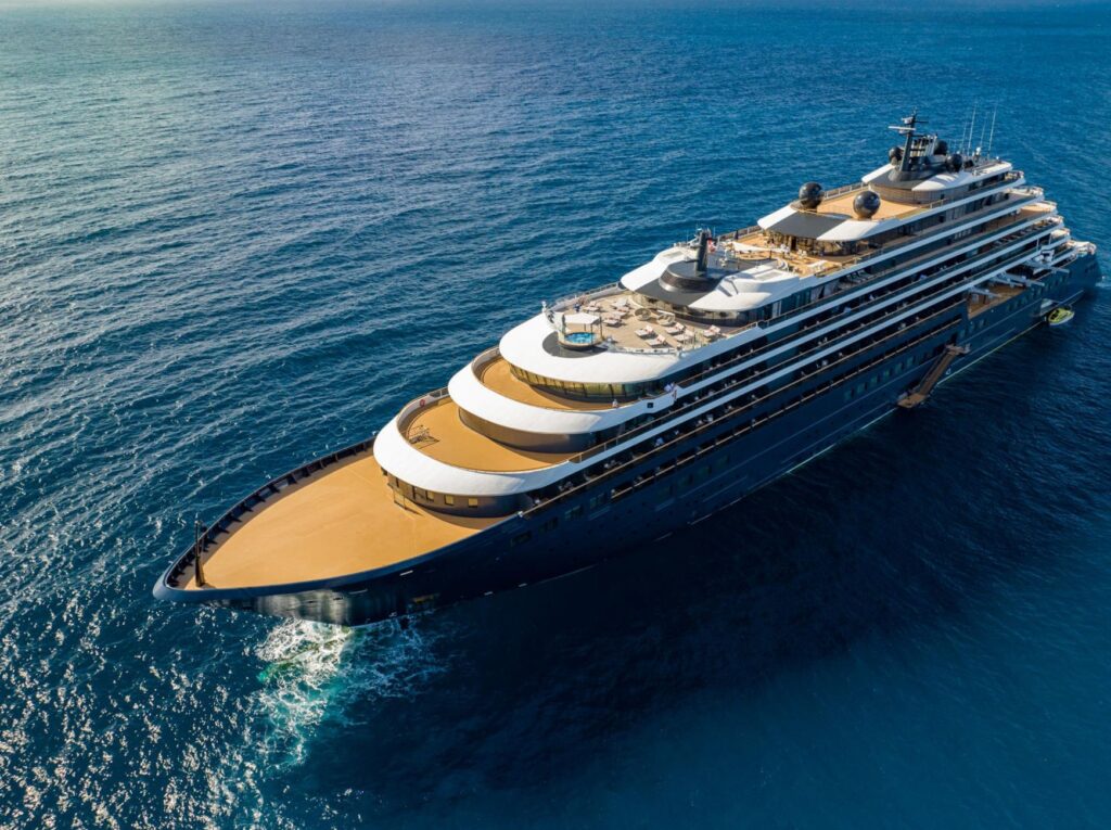 the-ritz-carlton-yacht-collection-veranda-luxury-cruise-lines-65499936ea6a6